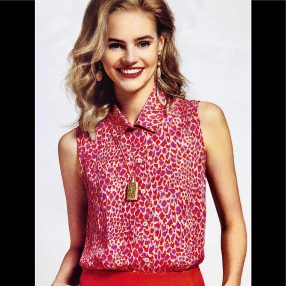 CAbi Heartbreaker sleeveless blouse
